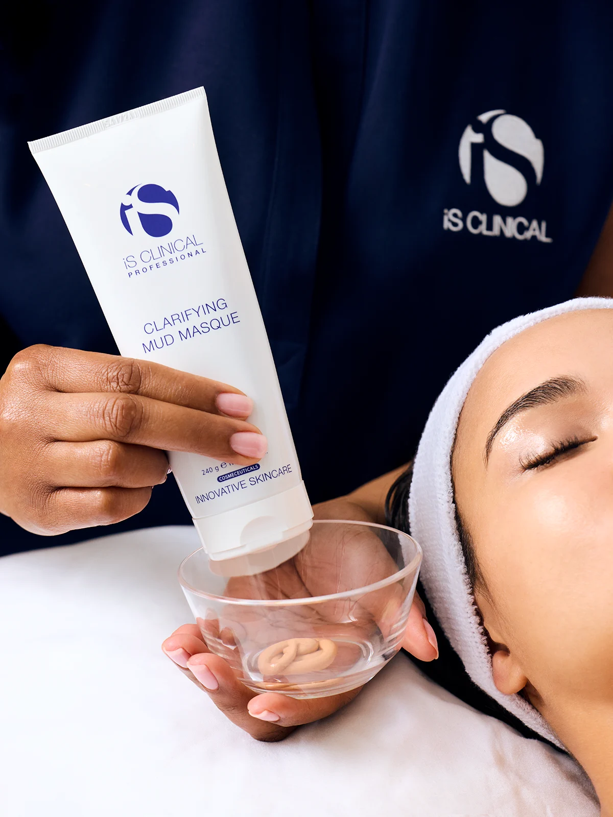 Clarifying Mud Masque Для професійного застосування - Відновлення